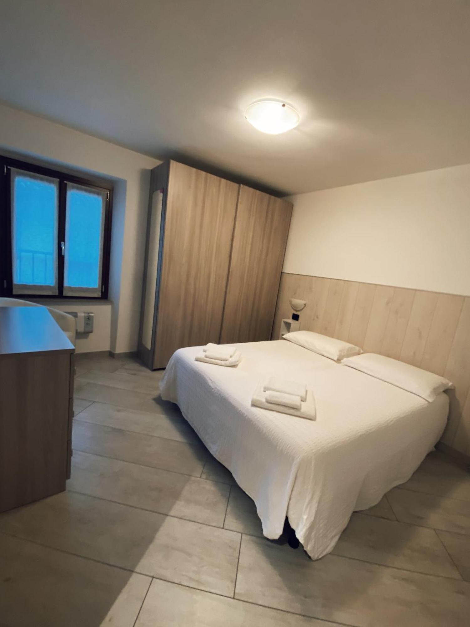 Alla Campanella Riva del Garda Exteriér fotografie
